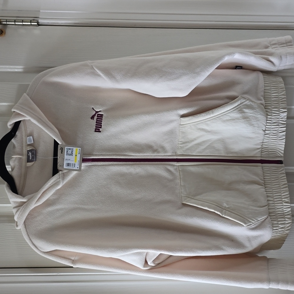 PUMA SIGNATURE WOMEN'S OFF WHITE AND PURPLE FRONT ZIPPERED HOODIE SIZE MEDIUM